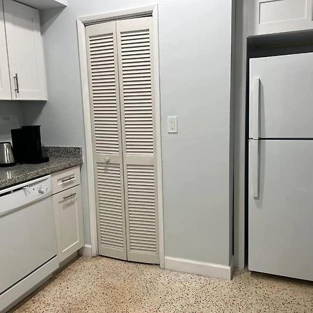Work, Rest And Play: Wifi, Tv And Backyard Bliss Apartment Норт Маями Бийч Екстериор снимка